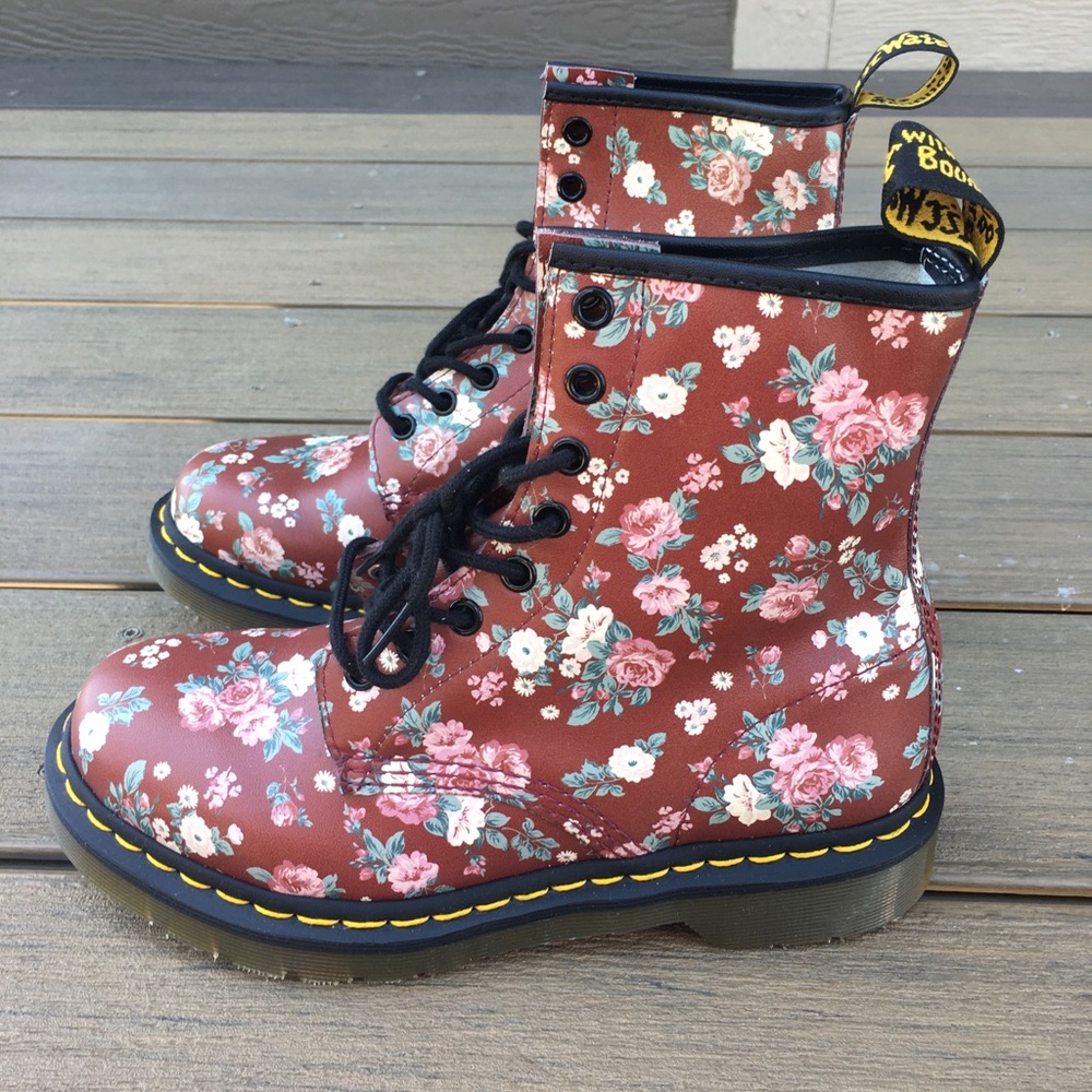 Dr. Martens Vintage Rose Softy T